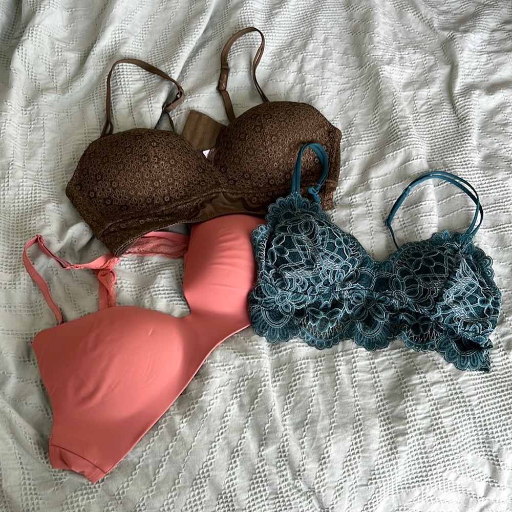 🌸 Super Cute Bralette Bundle! 🌸